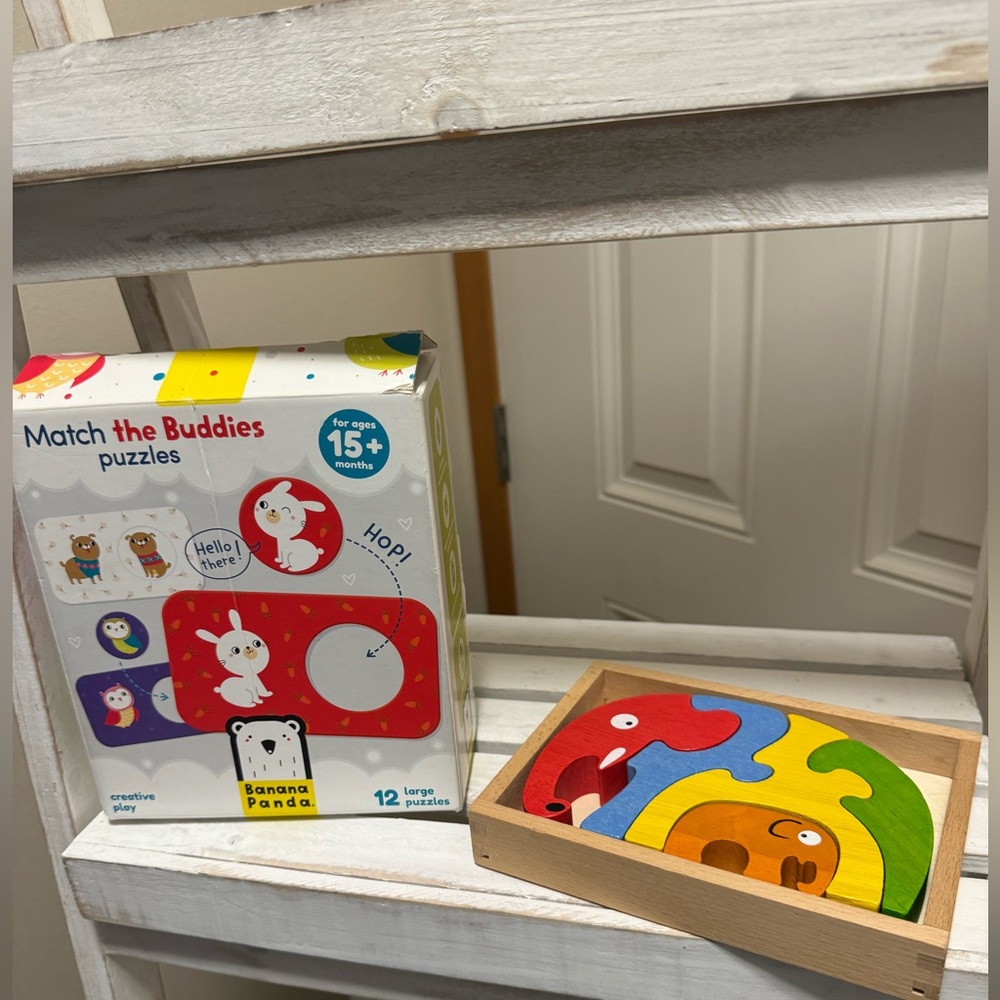 2 puzzles - BananaPanda match the buddies and wooden elephants